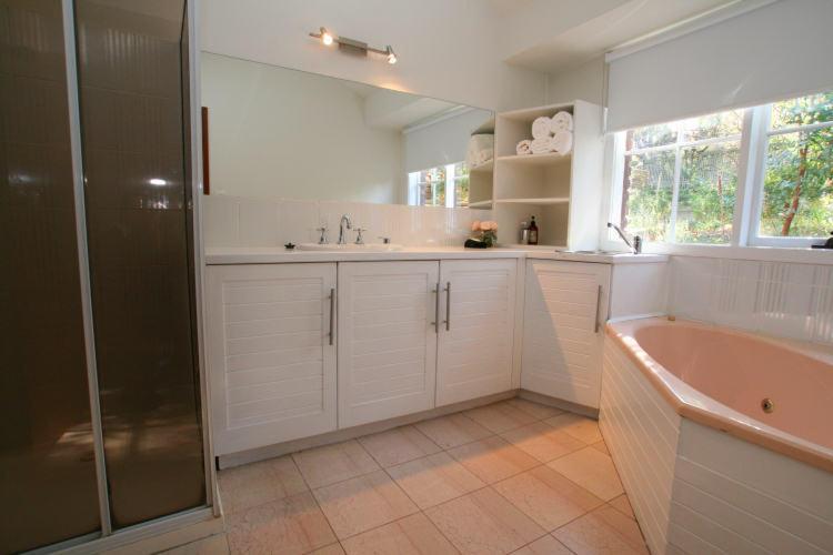Possums Spa Apartments Hobart Room photo