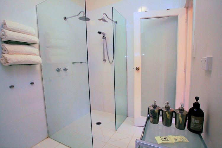 Possums Spa Apartments Hobart Room photo
