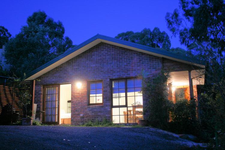 Possums Spa Apartments Hobart Exterior photo